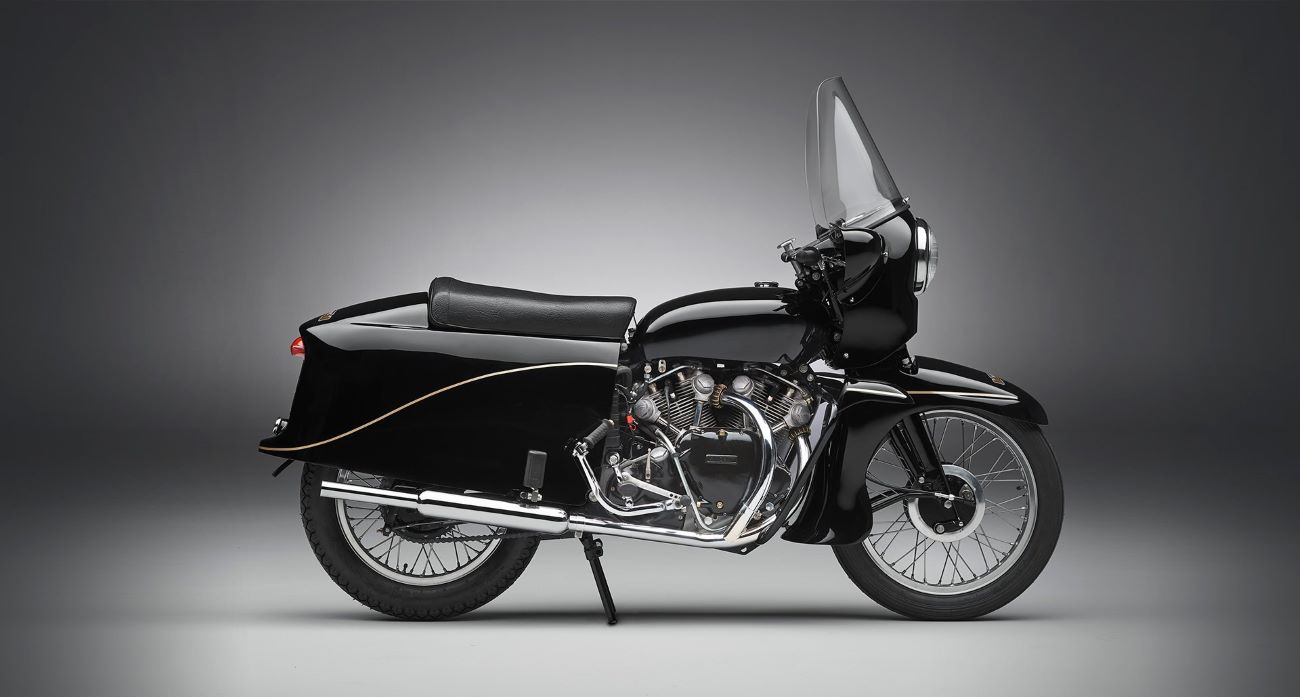 Name:  vincent-profile-engine-cover-off.jpg
Views: 5322
Size:  78.9 KB