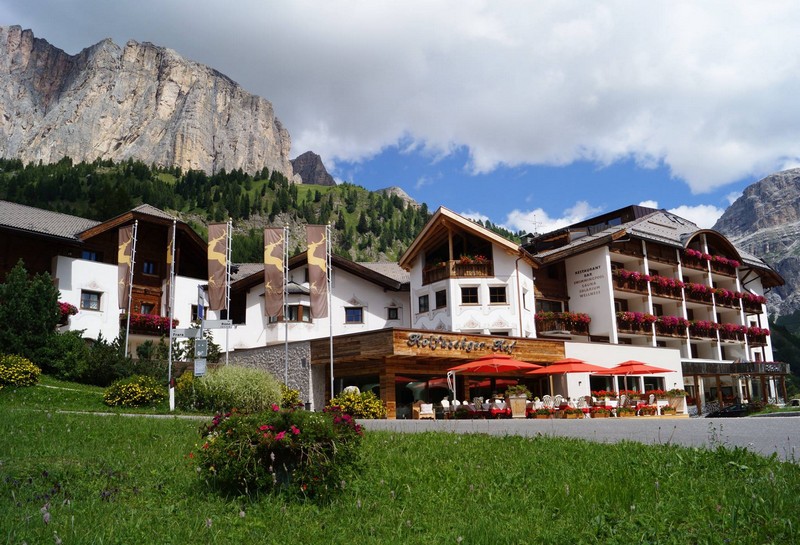 Name:  Sella  Hotel Kolfuschgerhof     10499343_704382849598048_534667051736844303_o.jpg
Views: 25983
Size:  155.6 KB