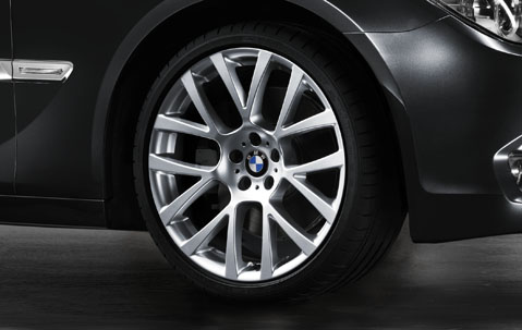 Name:  BMW Style238 With Pirelli Sotto Zero 2 Run-Flat Winter Tires.jpg
Views: 7065
Size:  50.9 KB