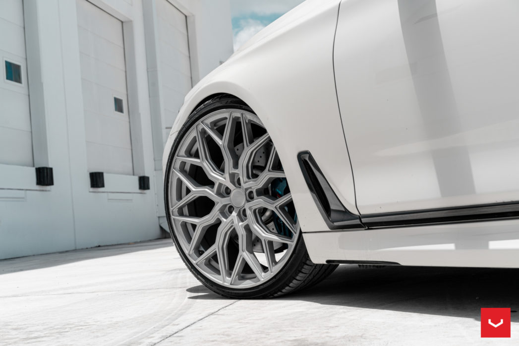 Name:  BMW-740i-Hybrid-Forged-HF-2--Vossen-Wheels-2018-1015-1047x698.jpg
Views: 220
Size:  74.9 KB