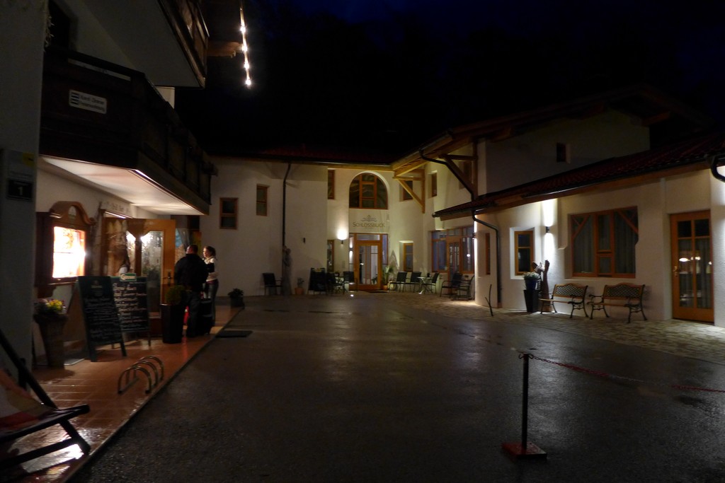 Name:  SchlossBlick Hotel near Kufstein, AustriaP1000934.jpg
Views: 13228
Size:  140.4 KB