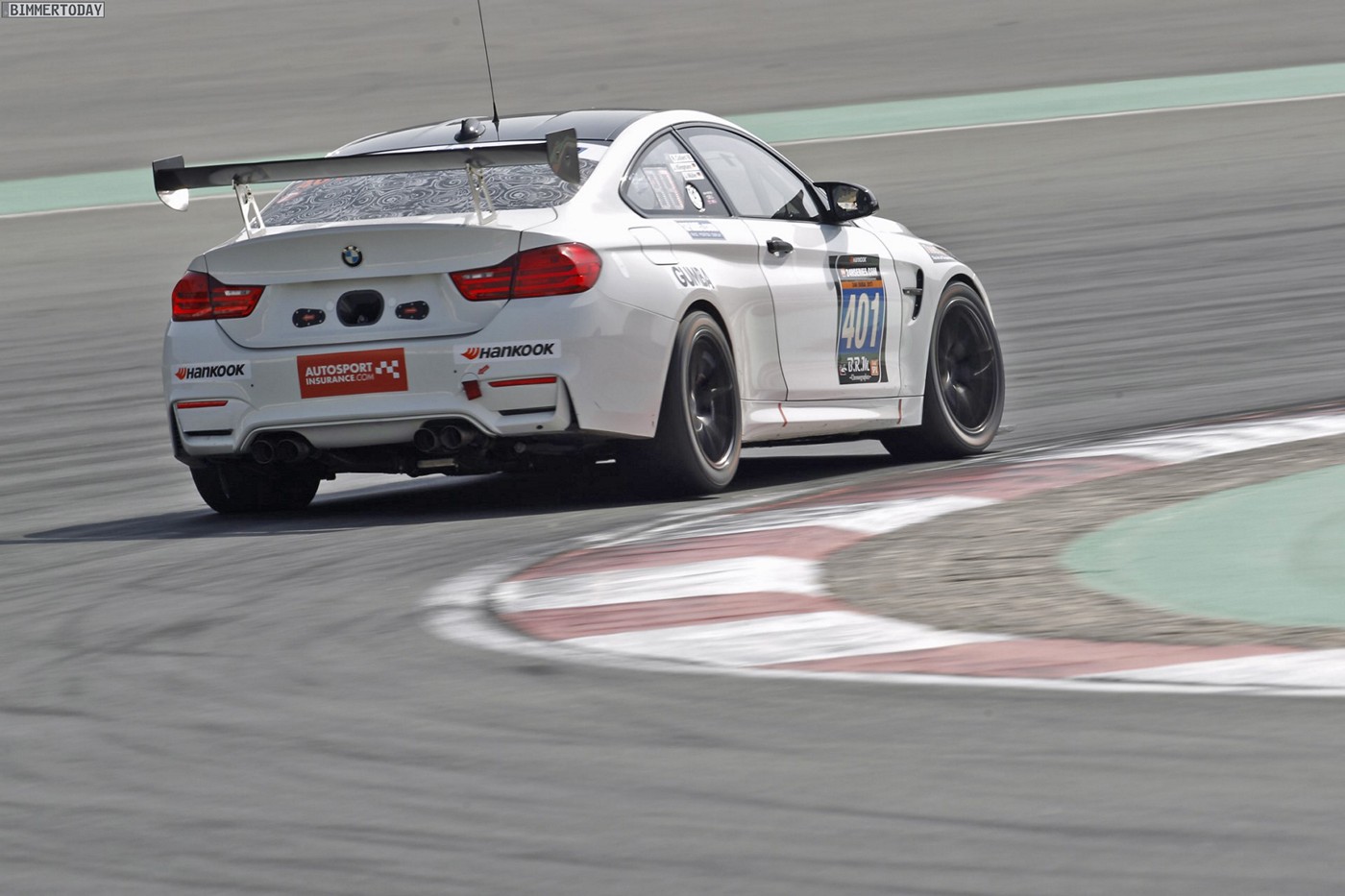 Name:  24h-Dubai-2017-BMW-M4-GT4-09.jpg
Views: 8535
Size:  204.0 KB