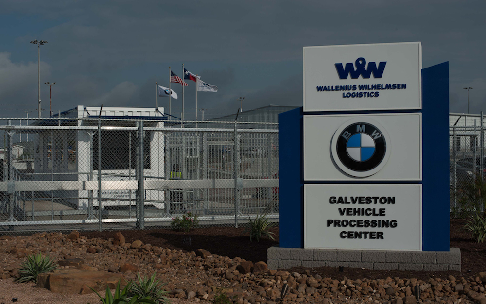 Name:  bmw_2_exteriordistcenter.jpg
Views: 8678
Size:  454.5 KB