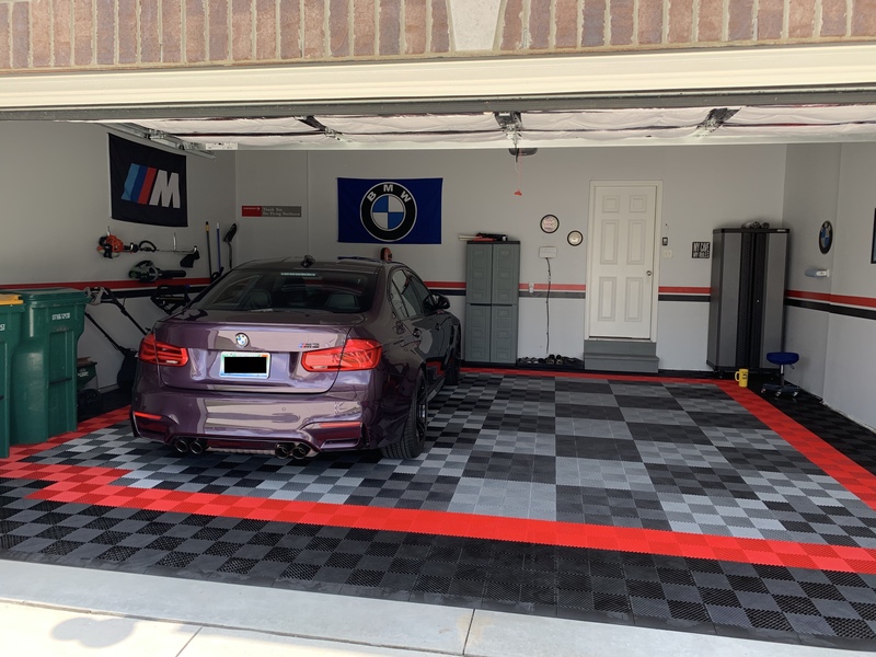 Name:  garage_and_car_800x600.jpg
Views: 1601
Size:  200.4 KB