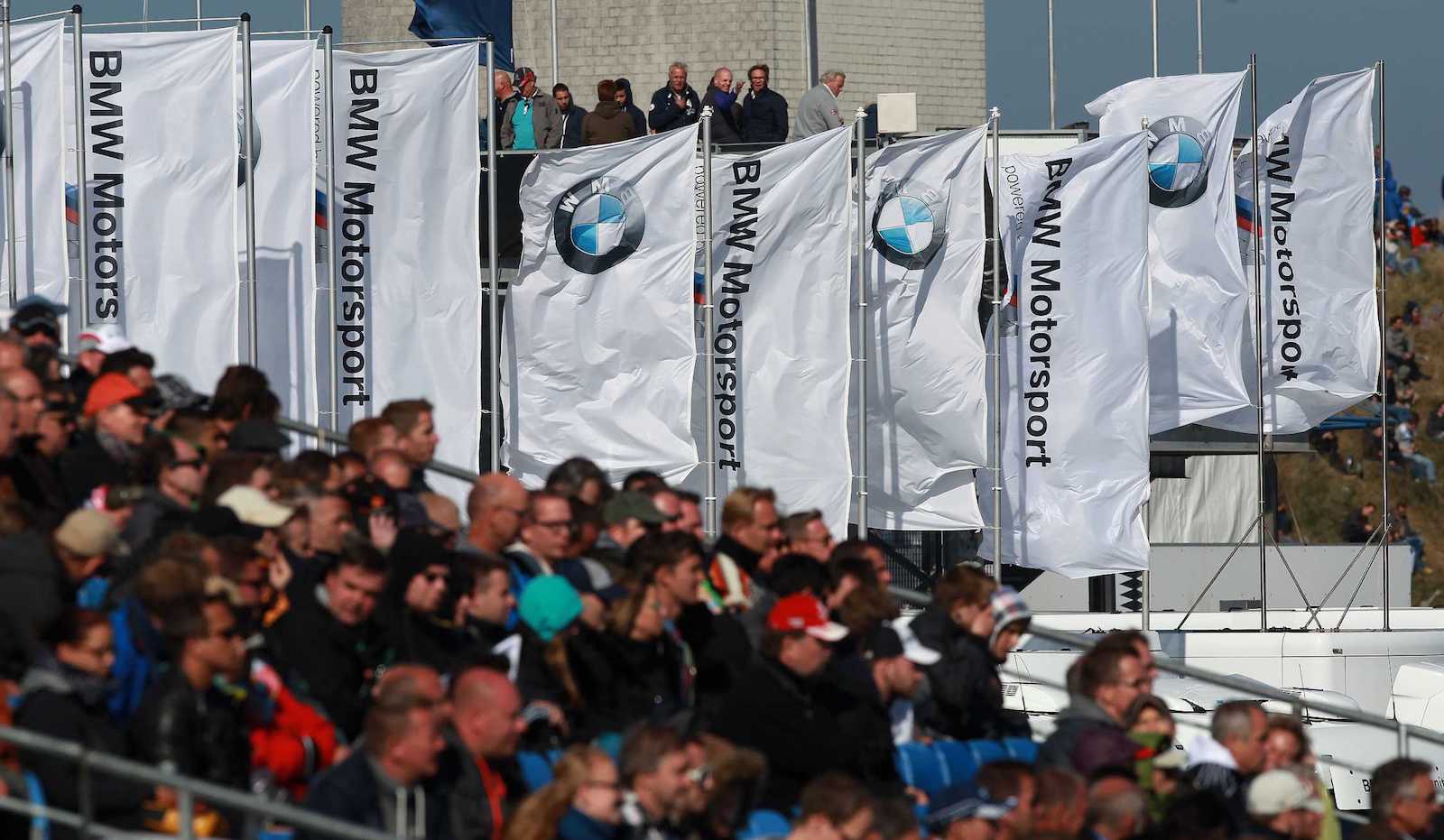 Name:  P90134961-zandvoort-nl-29th-september-2013-bmw-motorsport-bmw-flags-in-front-of-the-grandstand-t.jpg
Views: 5723
Size:  143.9 KB