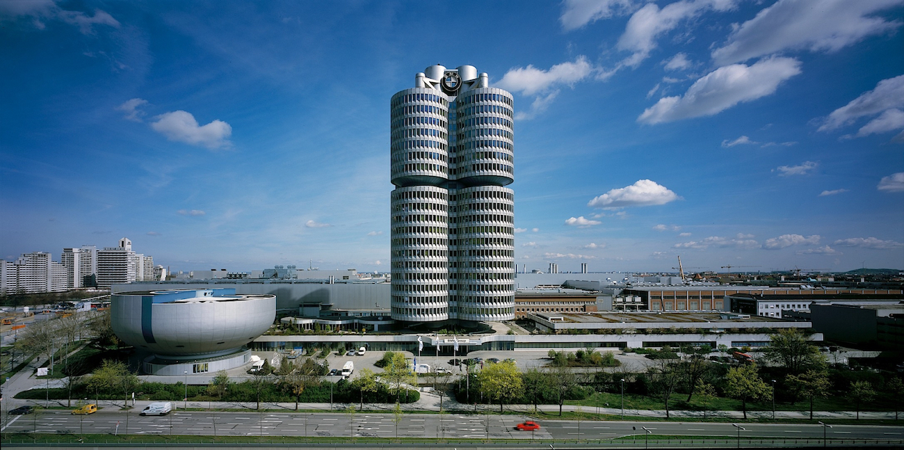 Name:  bmw-s-tower-and-museum-in-munich-celebrate-40-years-of-existence-63145_1.jpg
Views: 3688
Size:  1.00 MB