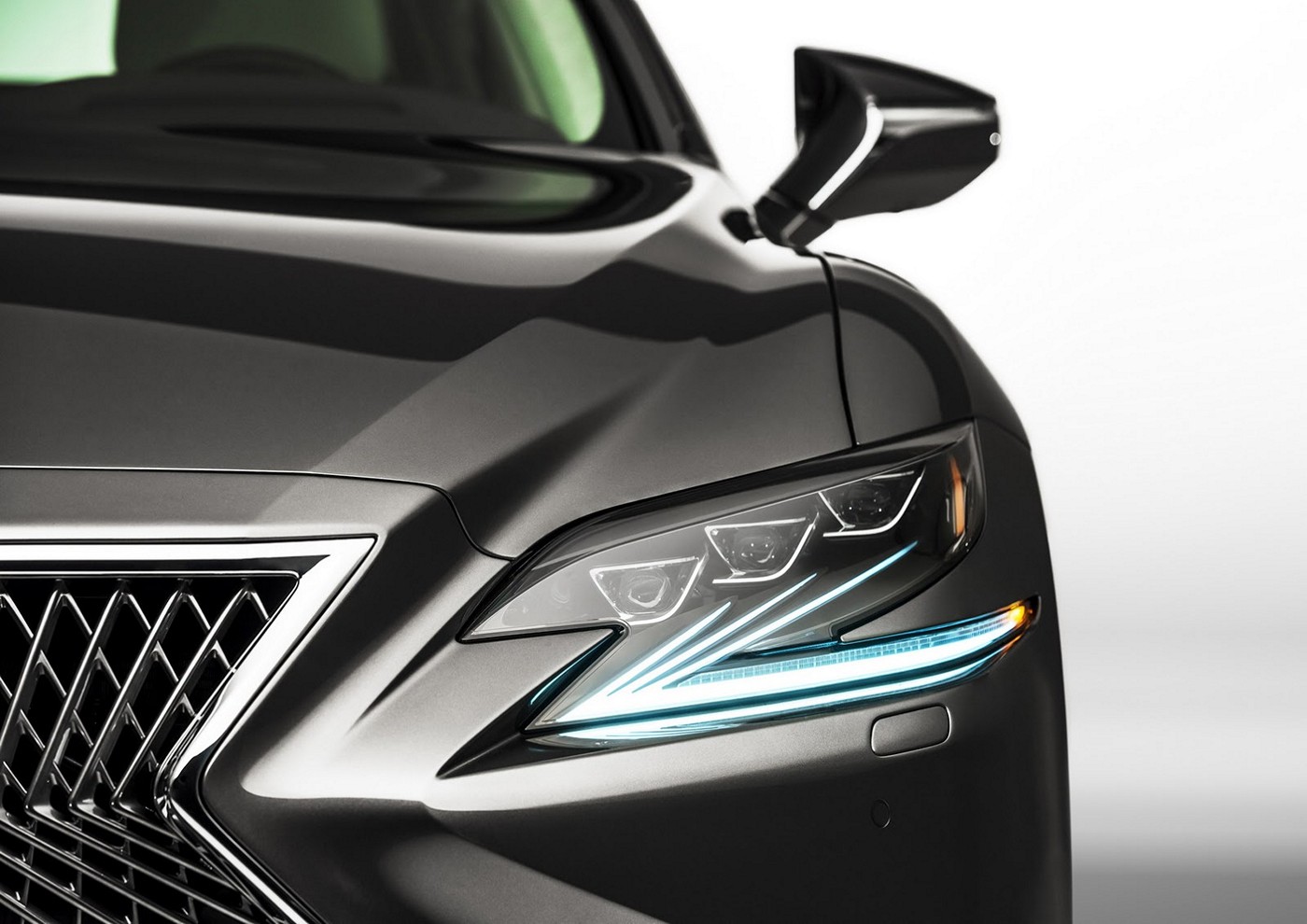 Name:  2018-Lexus-LS-12.jpg
Views: 3641
Size:  192.2 KB