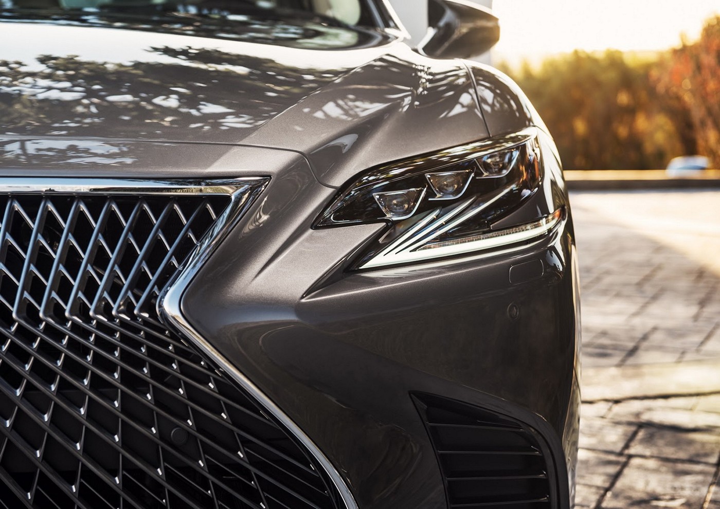 Name:  2018-Lexus-LS-13.jpg
Views: 3588
Size:  288.1 KB