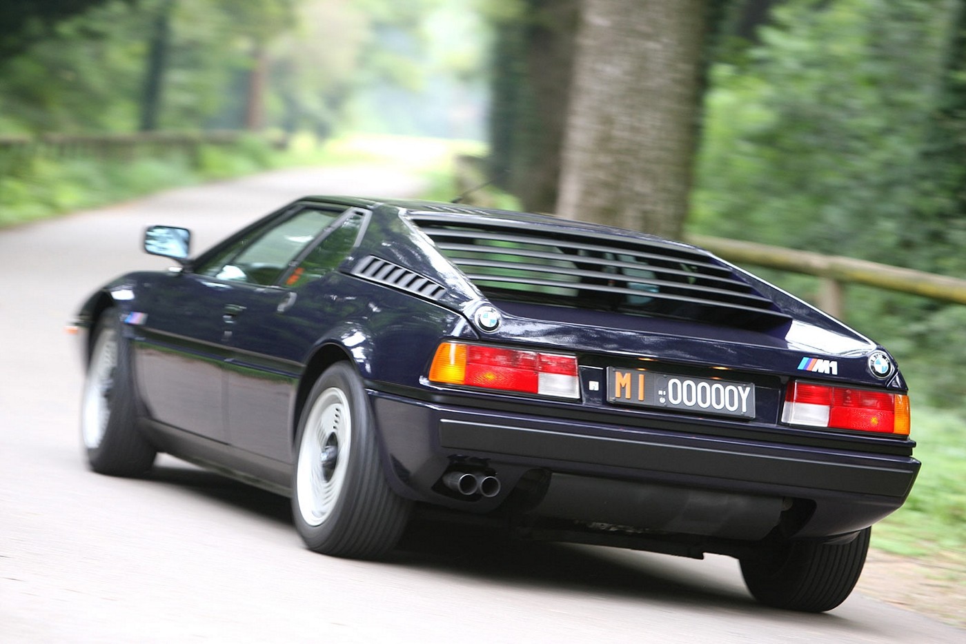 Name:  1978-1981 BMW M1 [14].jpg
Views: 13310
Size:  214.6 KB