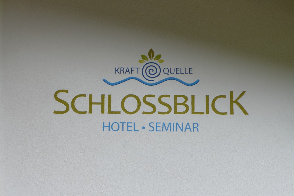Name:  schloss Blick Hotel Kufstein   P1000990.jpg
Views: 10395
Size:  144.2 KB