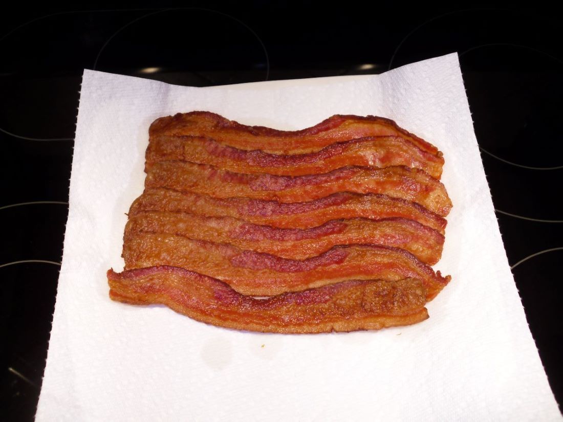 Name:  Bacon..JPG
Views: 75
Size:  102.5 KB