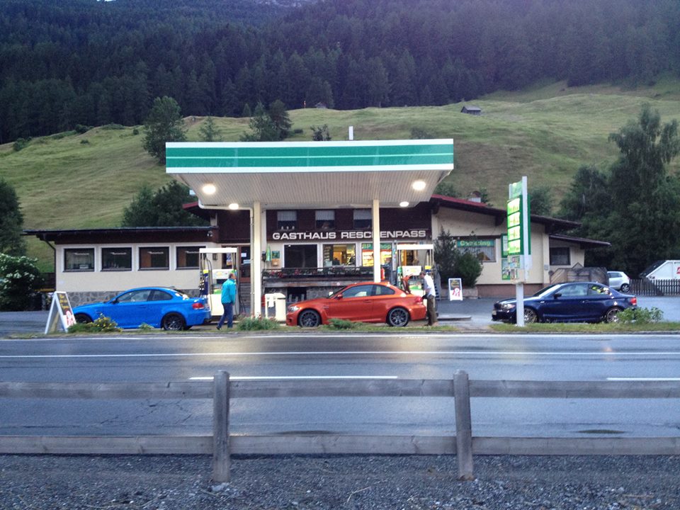 Name:  Stelvio getting fuel.jpg
Views: 1066
Size:  132.9 KB