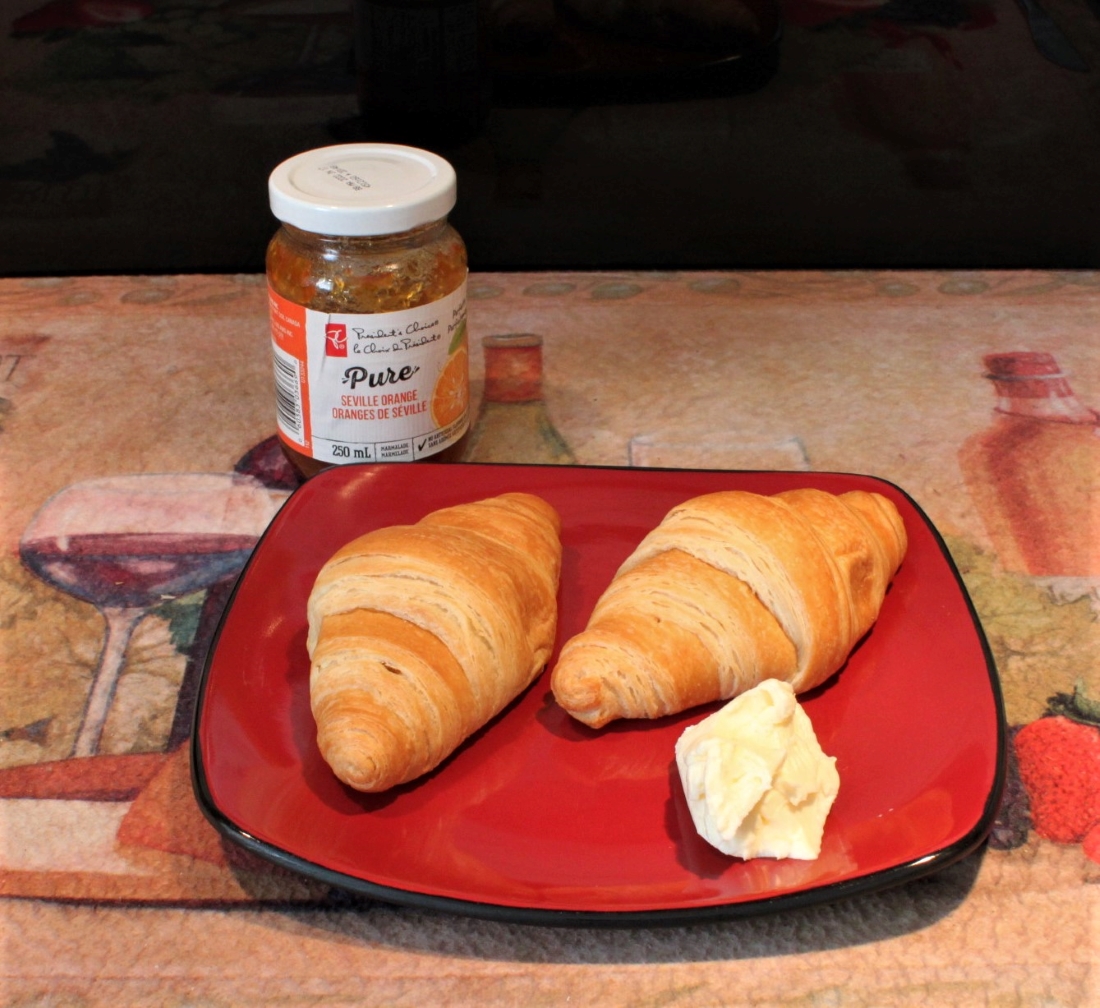 Name:  Croissants..JPG
Views: 1417
Size:  640.4 KB