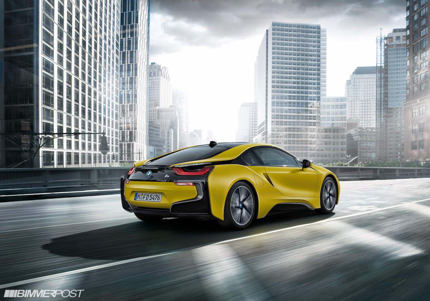 Name:  P90246552_highRes_the-new-bmw-i8-froze.jpg
Views: 4350
Size:  331.7 KB