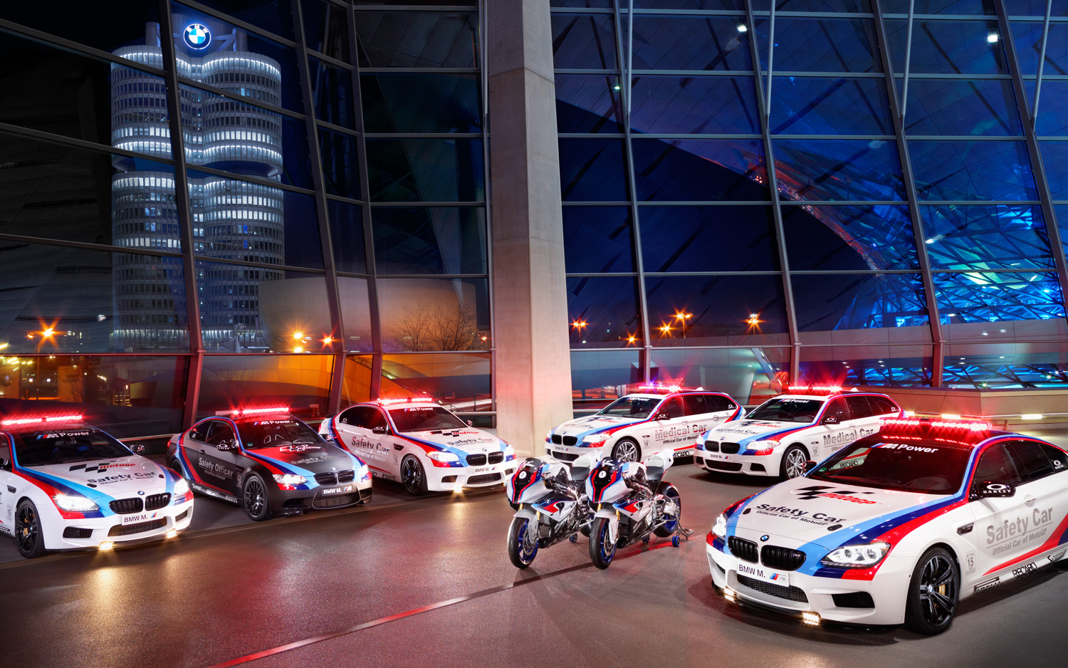 Name:  2013-BMW-M-MotoGP-Safety-Car-lineup.jpg
Views: 6785
Size:  563.2 KB