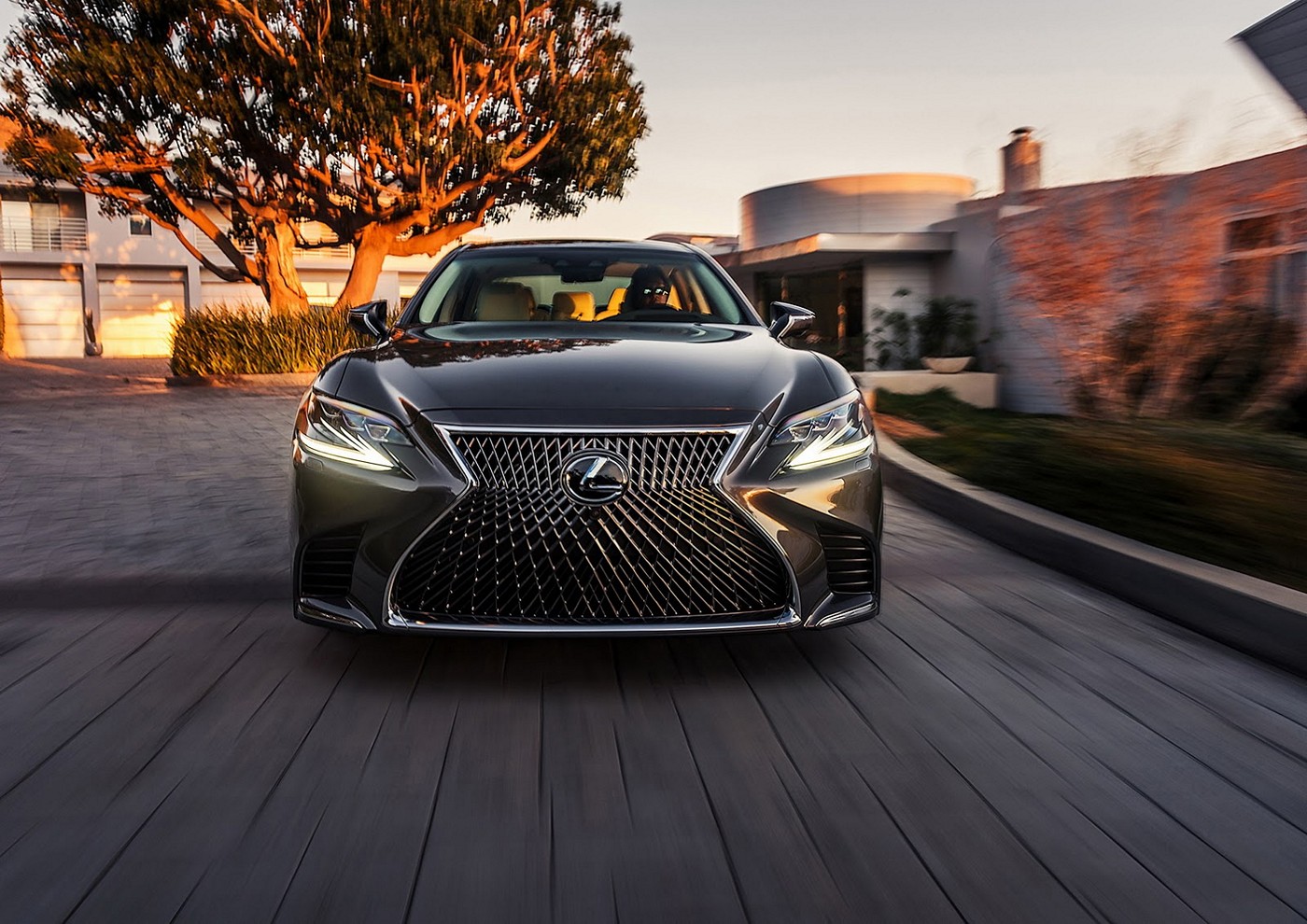 Name:  2018-Lexus-LS-9.jpg
Views: 3690
Size:  330.2 KB