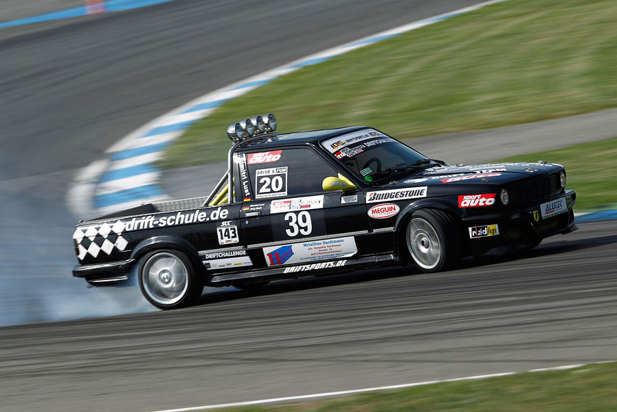 Name:  Dimitri-Lust-Drifter39DriftChallenge-High-Performance-Days-2012-Hockenheimring-19-fotoshowImageN.jpg
Views: 2509
Size:  94.6 KB