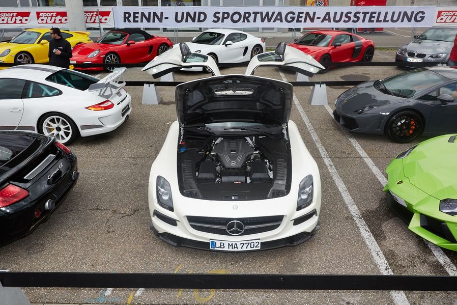 Name:  High-Performance-Days-2013-Sportwagenausstellung-19-fotoshowImageNew-980705a-687650.jpg
Views: 2435
Size:  140.9 KB