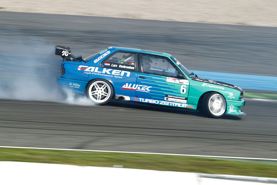 Name:  Lars-Verbraeken-Drifter6DriftChallenge-High-Performance-Days-2012-Hockenheimring-19-fotoshowImag.jpg
Views: 2385
Size:  88.6 KB