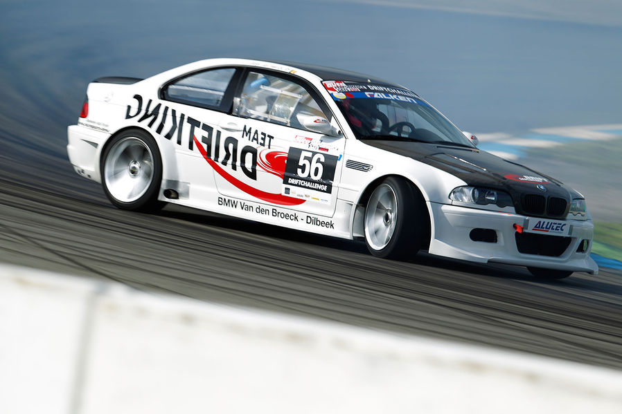 Name:  Pieter-Van-Hoorick-Drifter56DriftChallenge-High-Performance-Days-2012-Hockenheimring-19-fotoshow.jpg
Views: 2431
Size:  80.5 KB