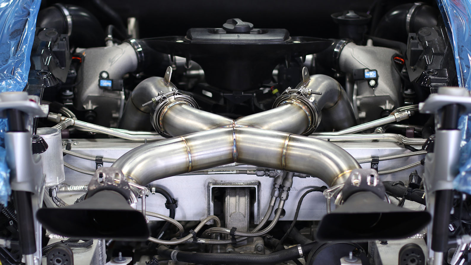 Name:  MCLAREN-750R+ downpipes_0001_9D6A0194.jpg
Views: 1326
Size:  245.7 KB